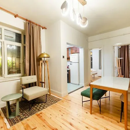 Apartment Maison Chic - Newly Renovated 3br In Center *