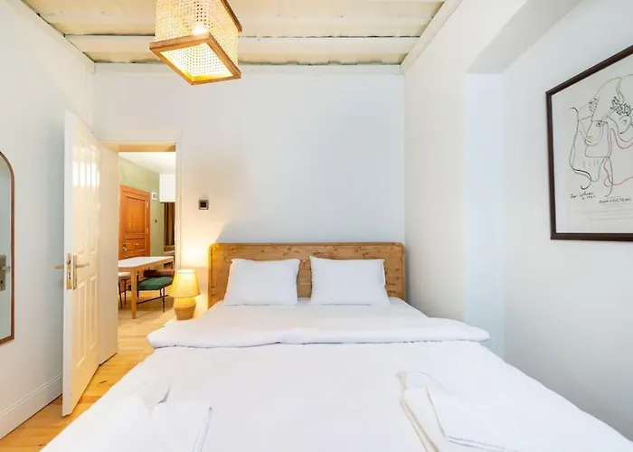 Apartmán Maison Chic - Newly Renovated 3br In Center *