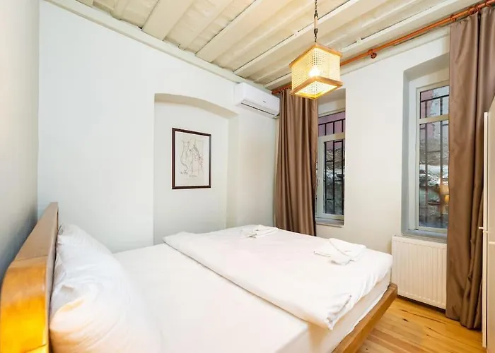 Apartmán Maison Chic - Newly Renovated 3br In Center *