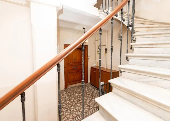 Maison Chic - Newly Renovated 3br In Center Apartmán *