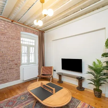 Maison Chic - Newly Renovated 3br In Center