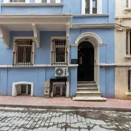 Maison Chic - Newly Renovated 3br In Center Apartament